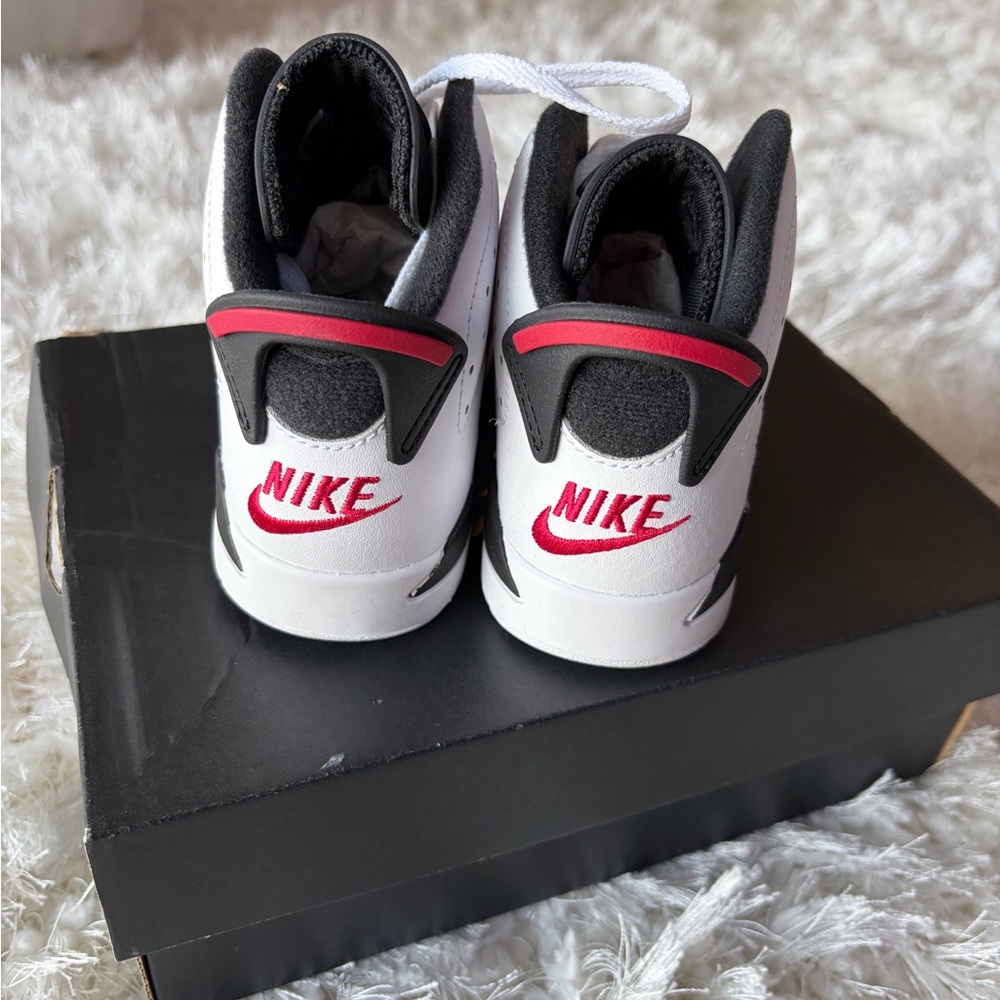 Jordan 6 Retro (PS) Kids White and Carmine-Black Sneakers - Picture 4 of 8